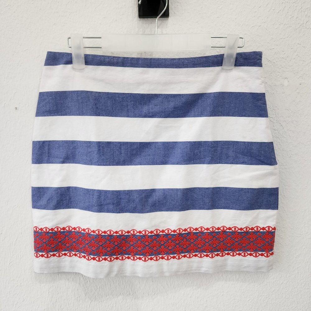 Vineyard Vines Women's Striped Skirt with Embroidered Hem